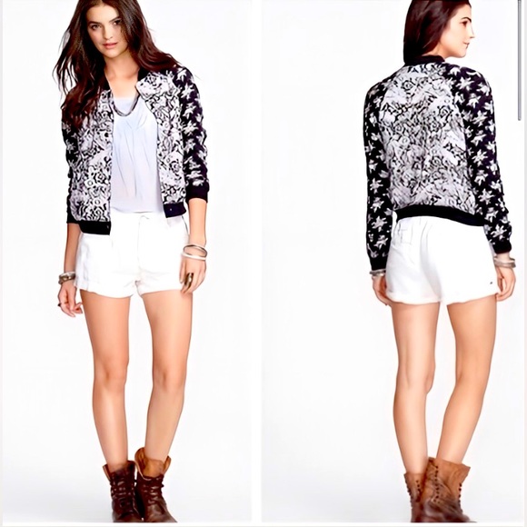 🌺Free People Mixed Media Floral Print Bomber Jacket🌸🌺 - Picture 4 of 16